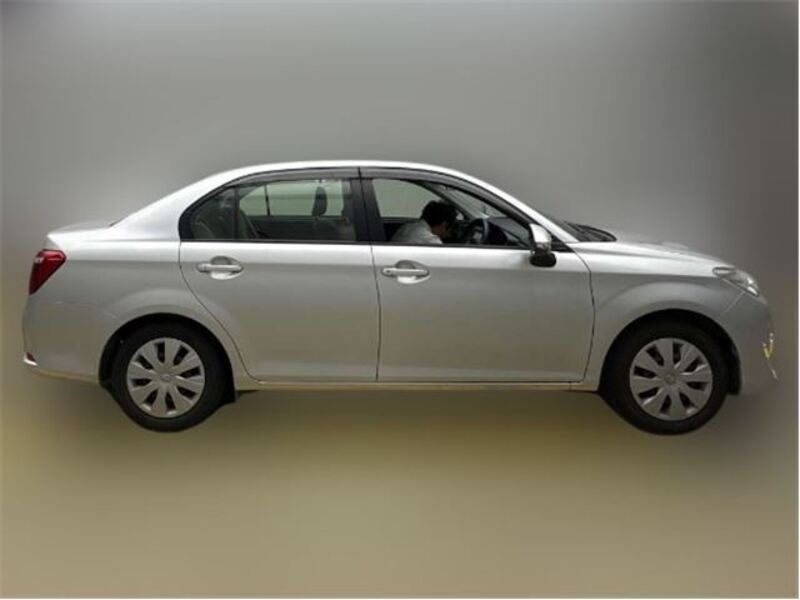 COROLLA AXIO