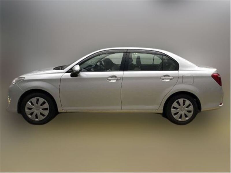 COROLLA AXIO