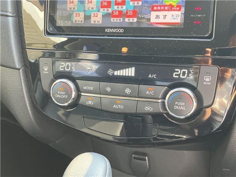 X-TRAIL