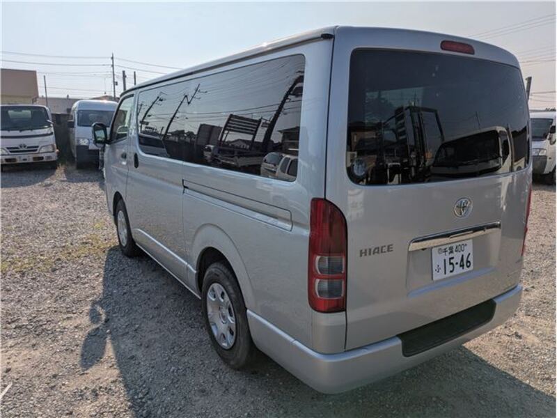 HIACE VAN