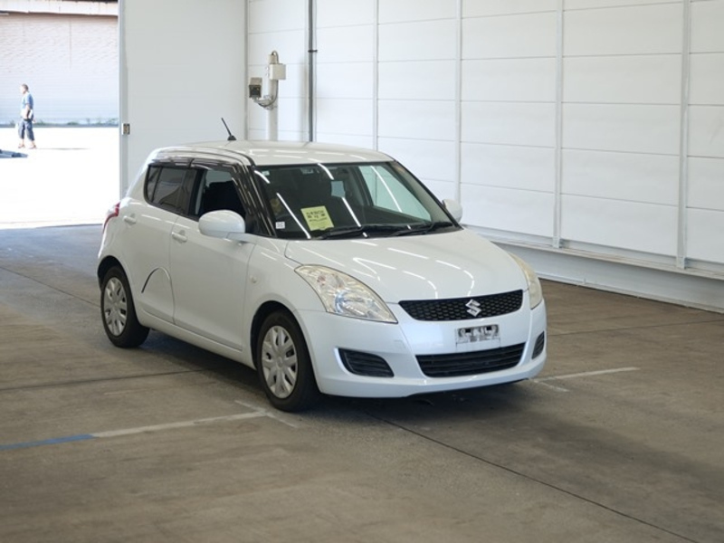 SUZUKI SWIFT