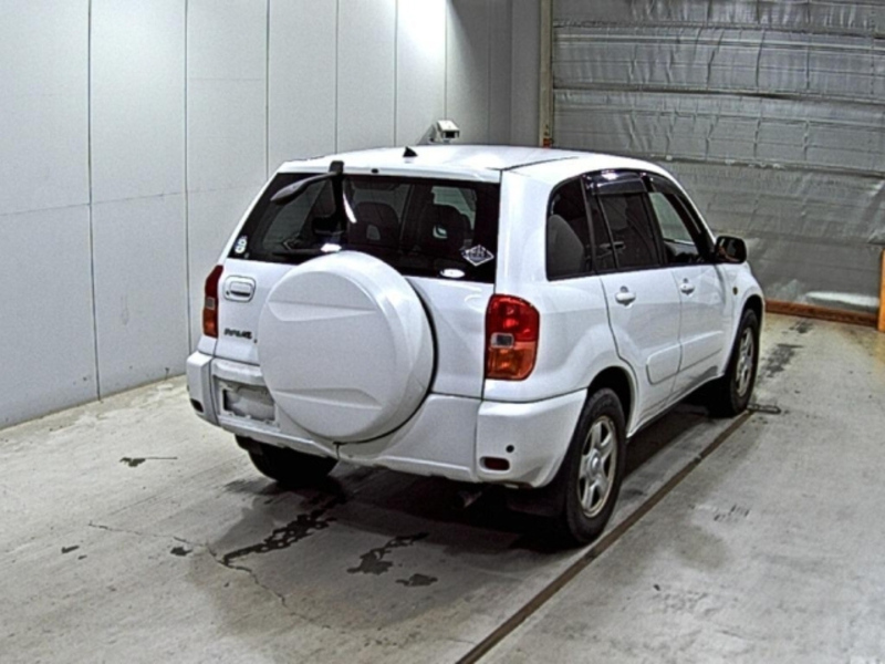 RAV4