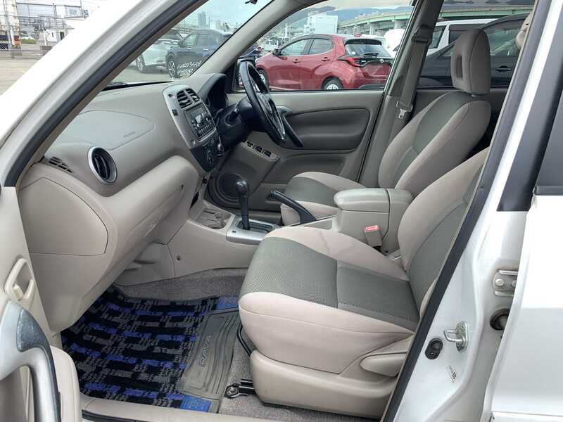 RAV4