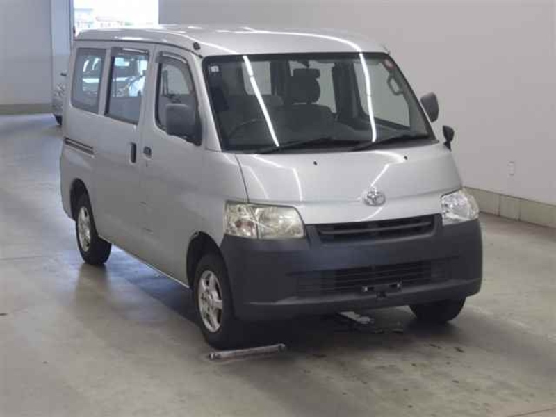 TOYOTA Liteace Van