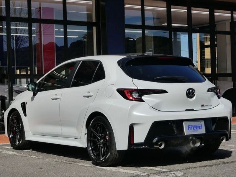 GR COROLLA