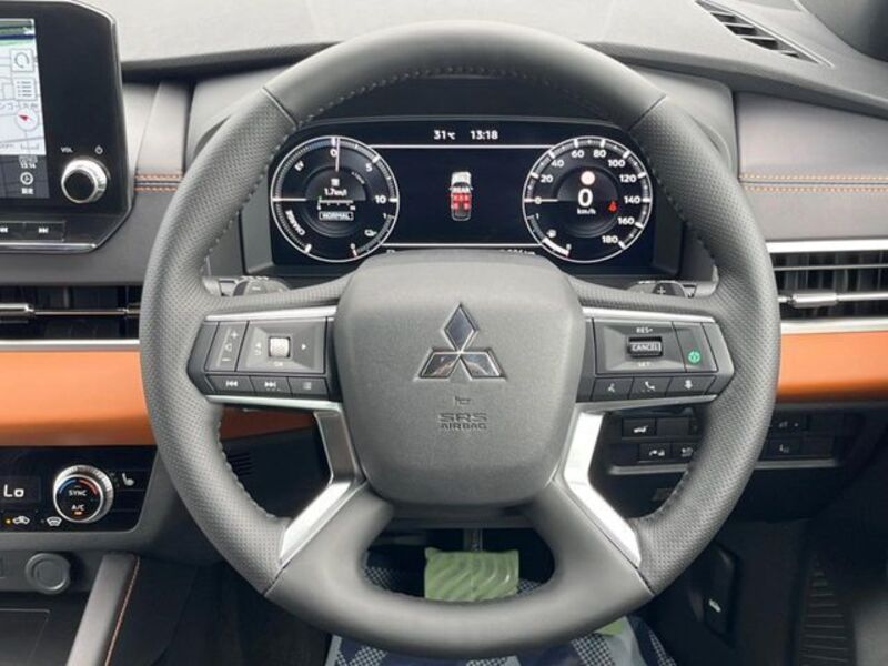 OUTLANDER PHEV