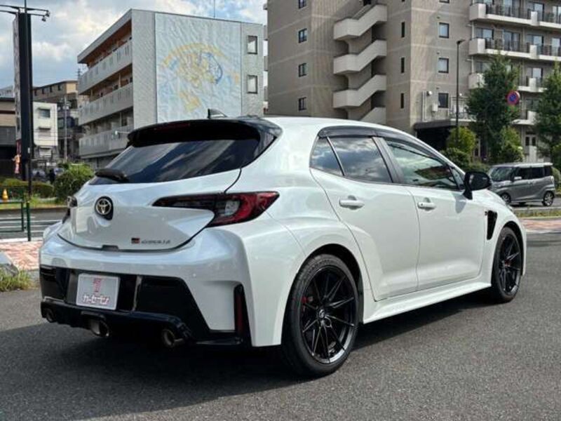 GR COROLLA