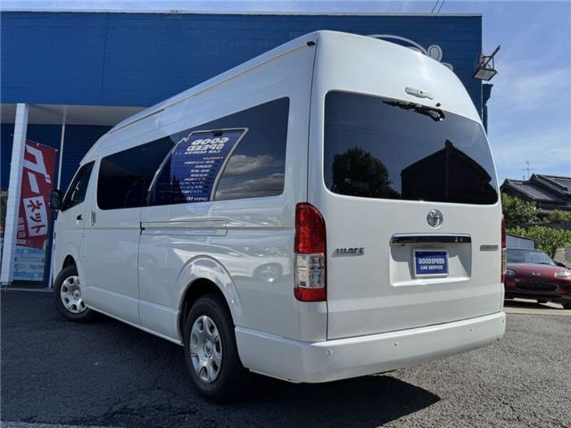 HIACE