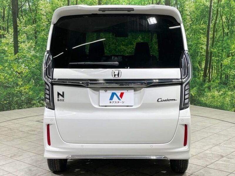 N BOX CUSTOM