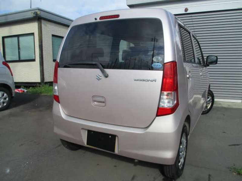 WAGON R