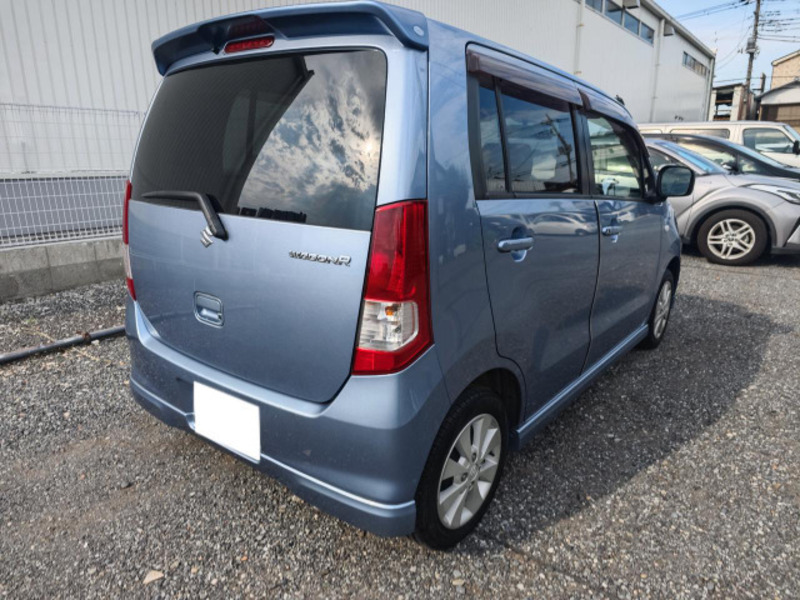 WAGON R