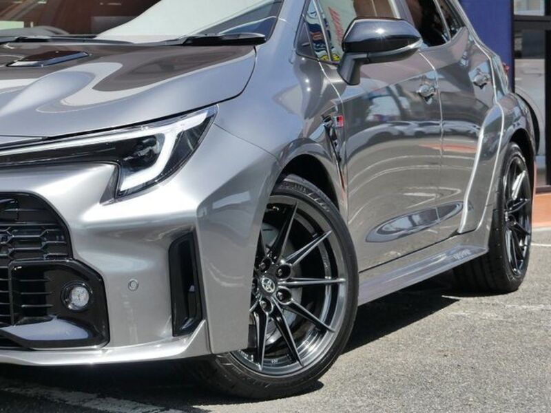 GR COROLLA