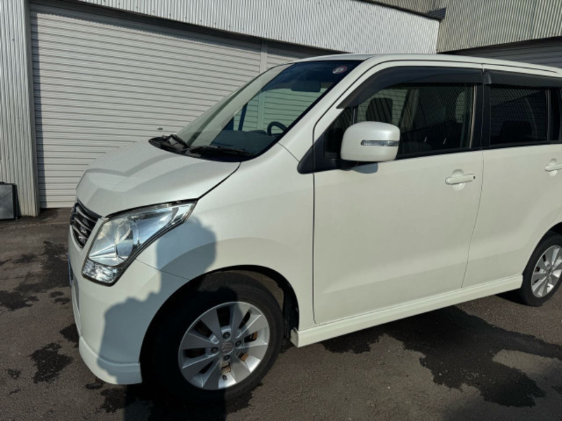 WAGON R