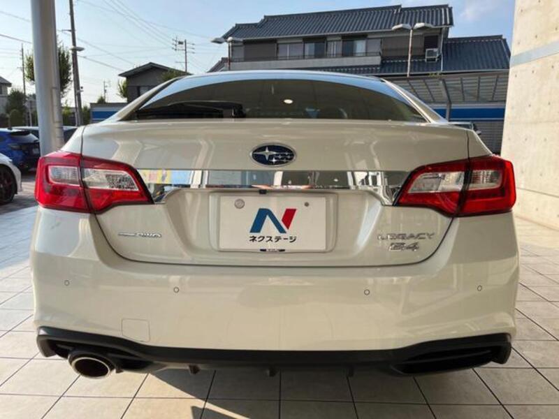 LEGACY B4