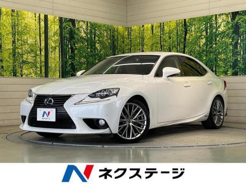 LEXUS IS