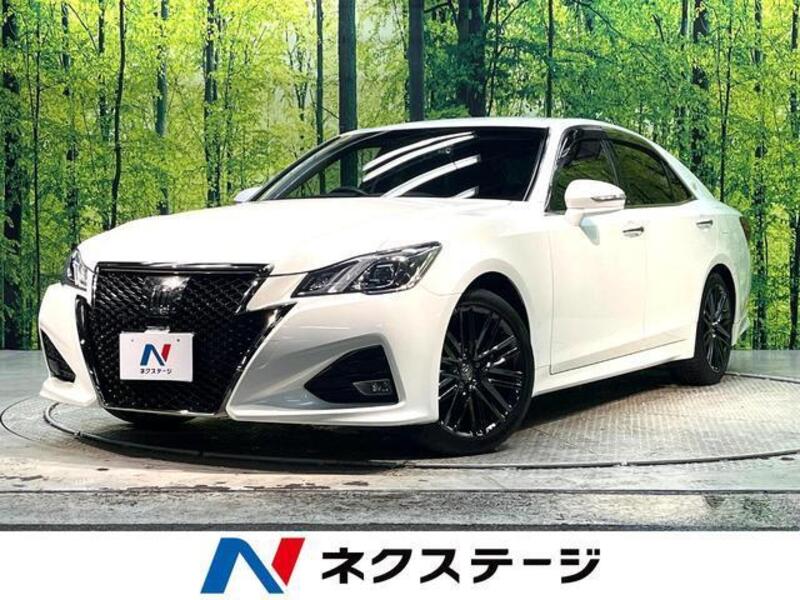 TOYOTA CROWN