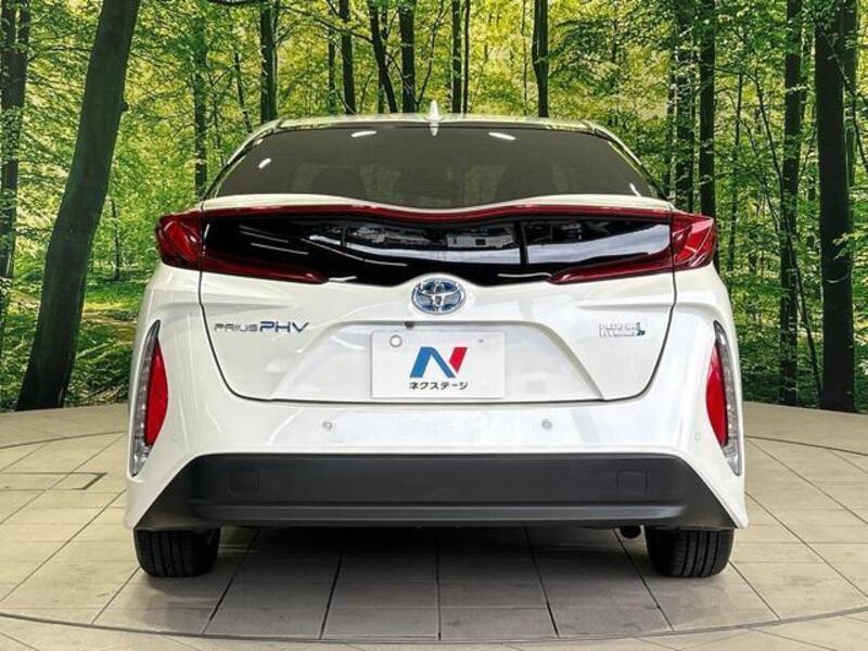 PRIUS PHV