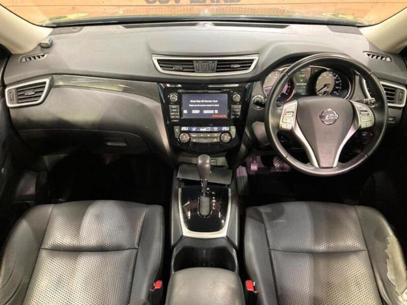 X-TRAIL