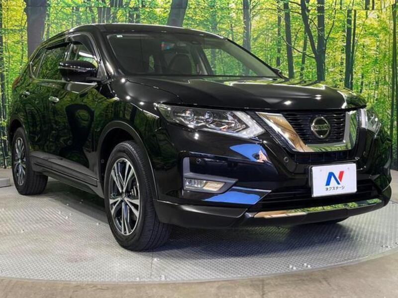 X-TRAIL