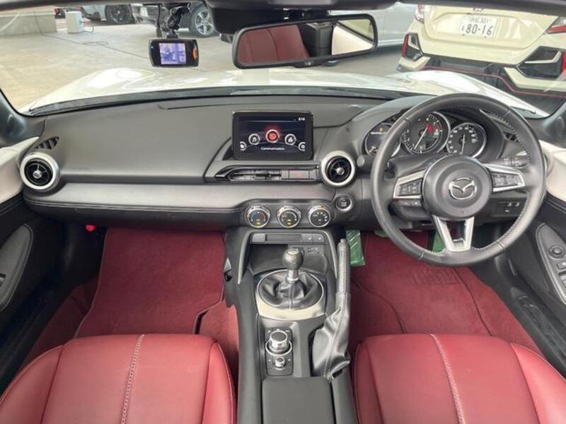 ROADSTER