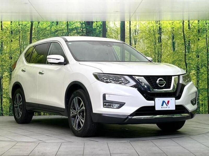 X-TRAIL