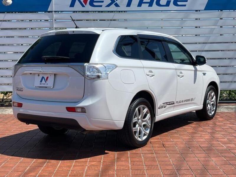 OUTLANDER PHEV