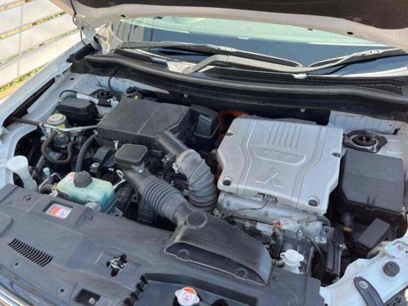 OUTLANDER PHEV