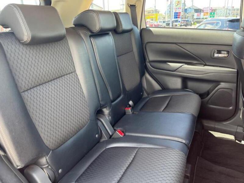 OUTLANDER PHEV