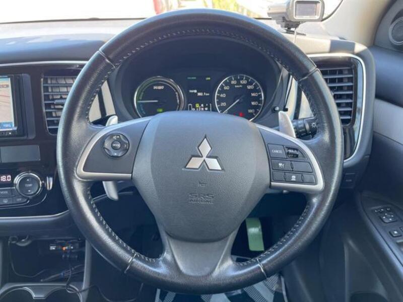 OUTLANDER PHEV