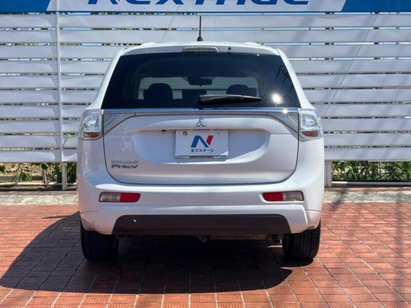OUTLANDER PHEV