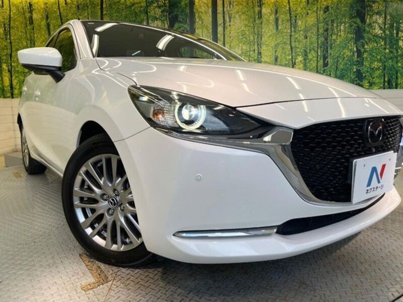 MAZDA2