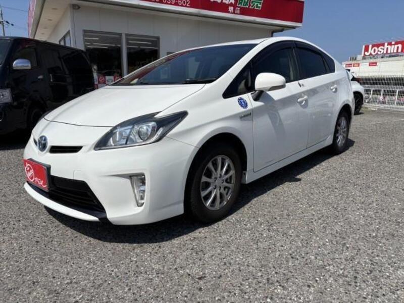 TOYOTA PRIUS