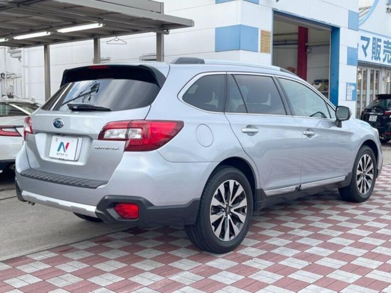 LEGACY OUTBACK
