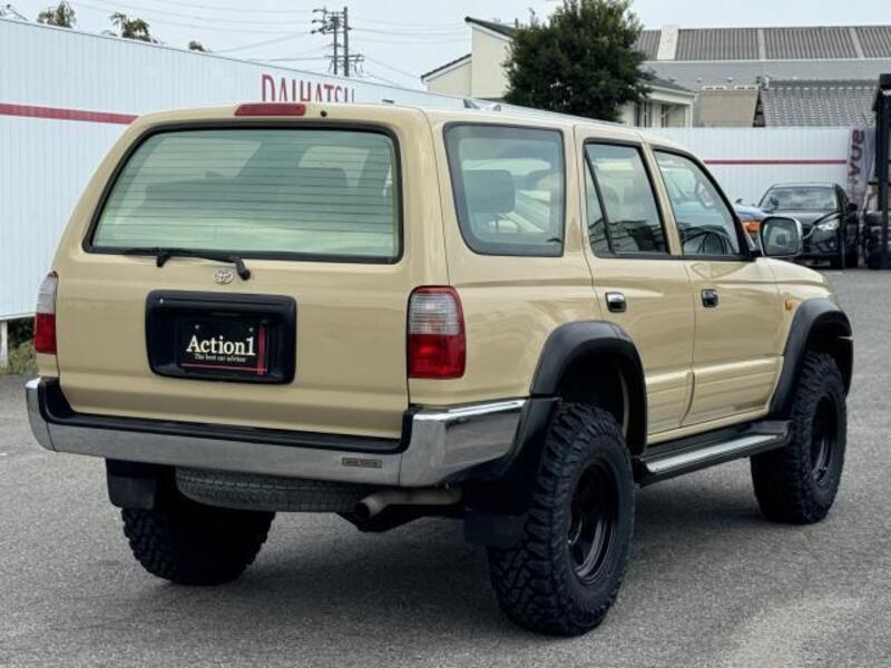 HILUX SURF