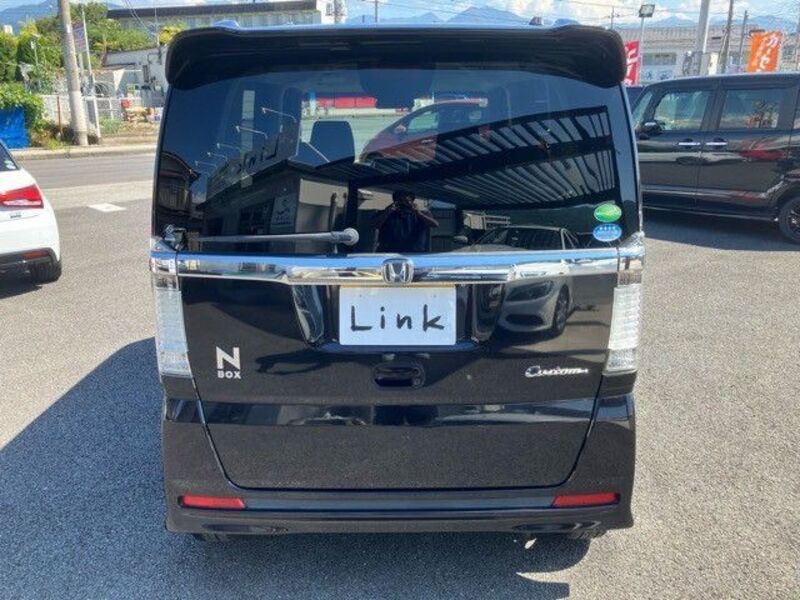 N BOX CUSTOM