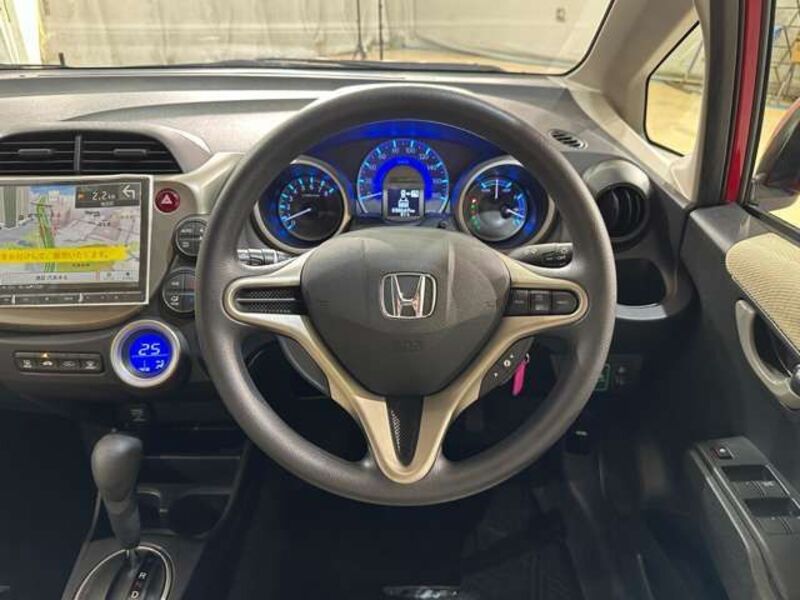 FIT HYBRID