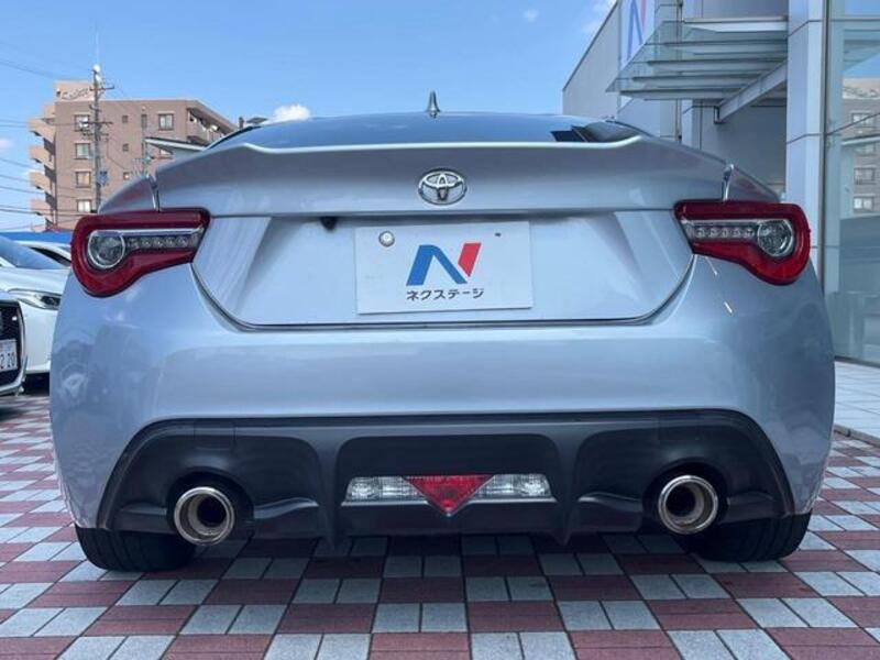86