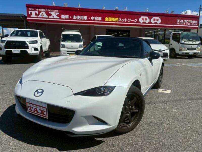 ROADSTER-0
