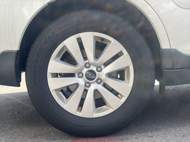 LEGACY OUTBACK