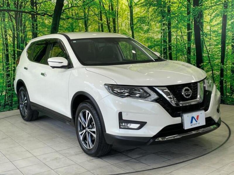 X-TRAIL