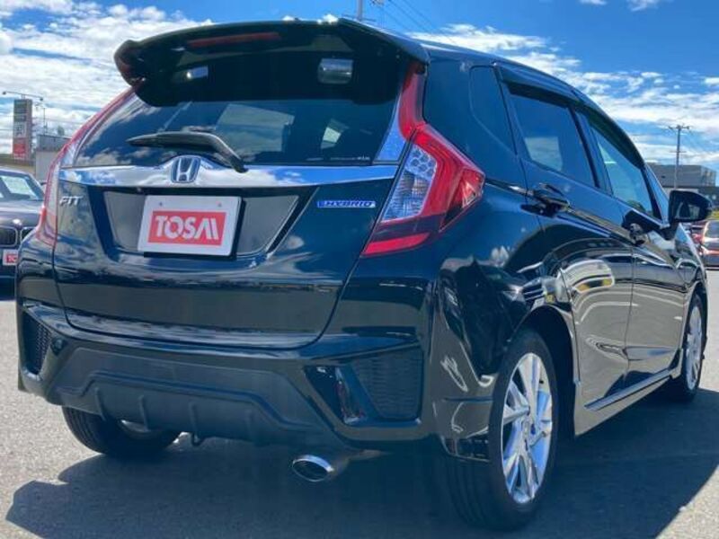 FIT HYBRID