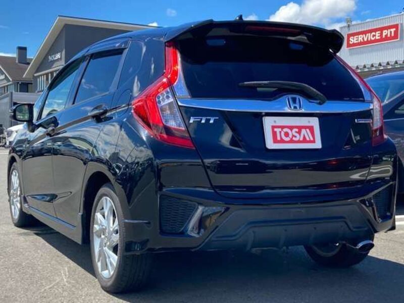 FIT HYBRID