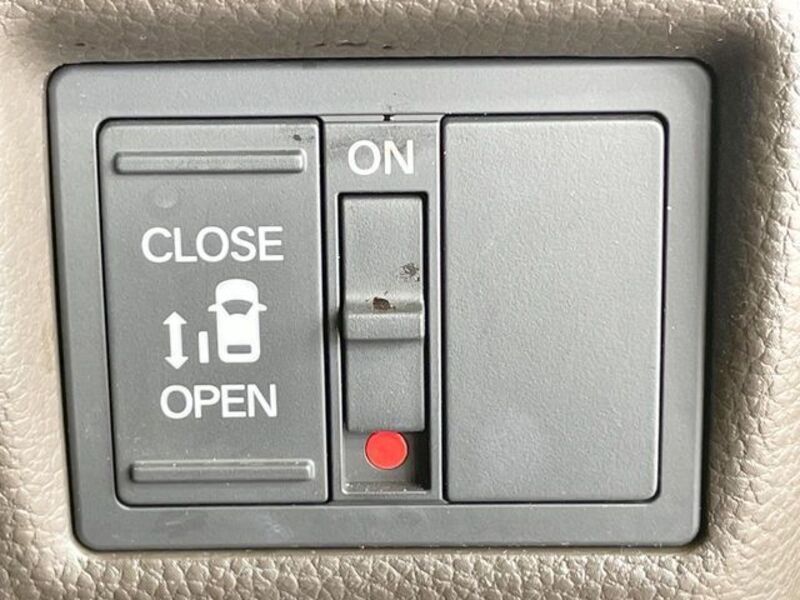 N BOX