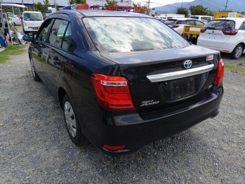 COROLLA AXIO
