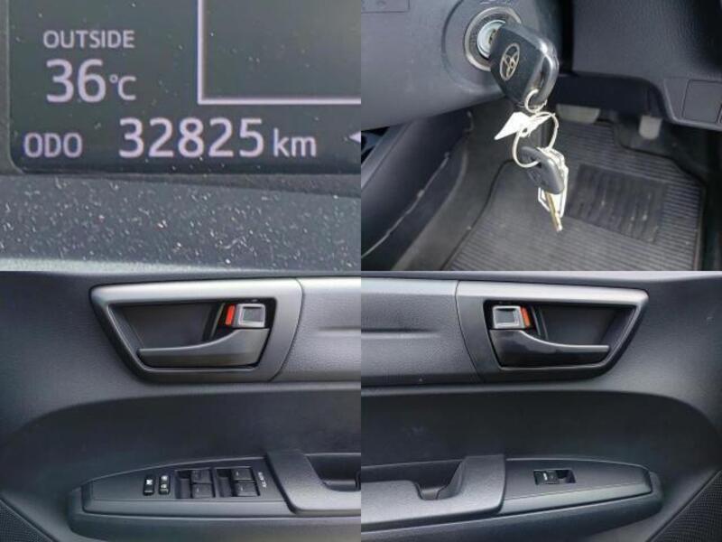 COROLLA AXIO