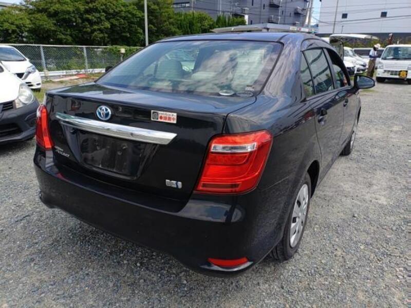 COROLLA AXIO
