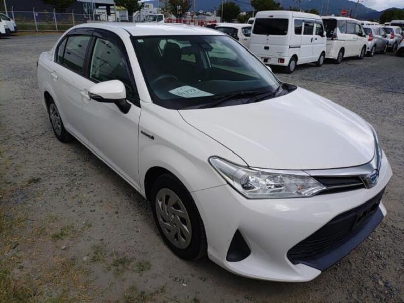 COROLLA AXIO