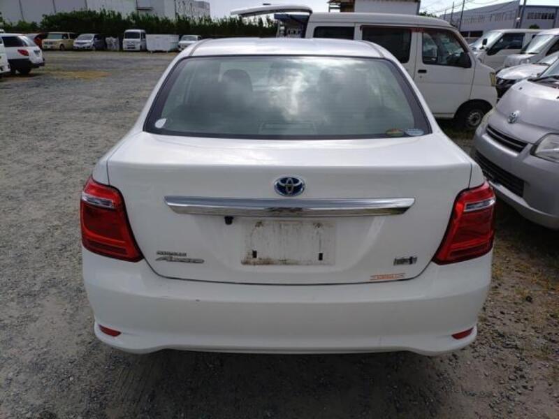 COROLLA AXIO