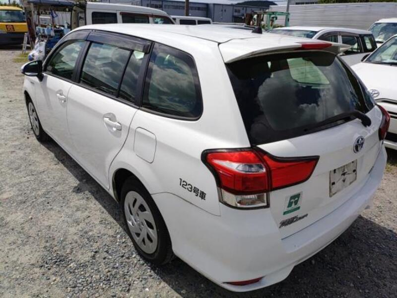 COROLLA FIELDER