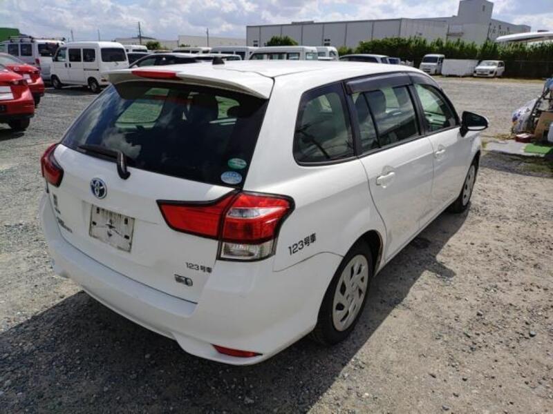COROLLA FIELDER